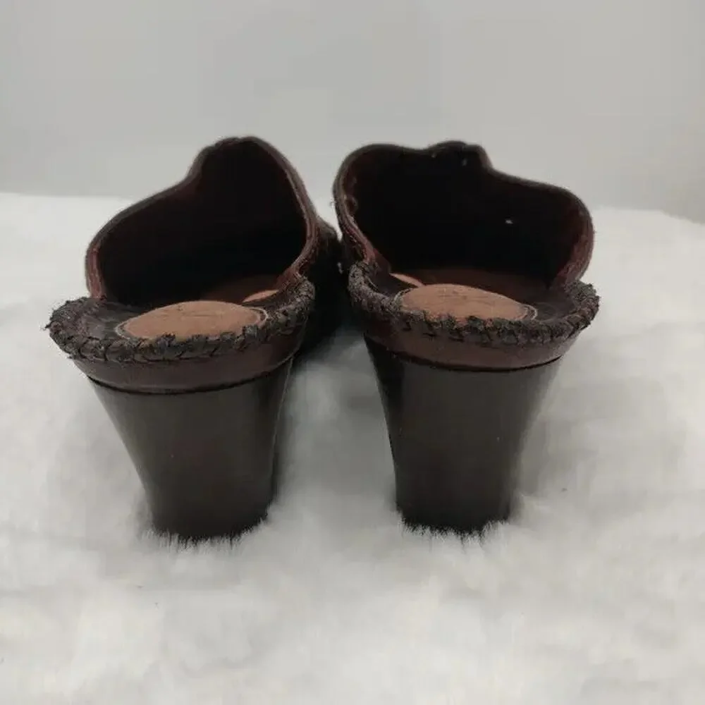 Clark’s brown Leather Wedge Mule sz 9